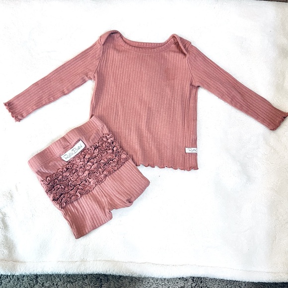 Ruffle Butts Mauve Girls Ribbed Lettuce Hem Long Sleeve Pajama Set. - Picture 2 of 7